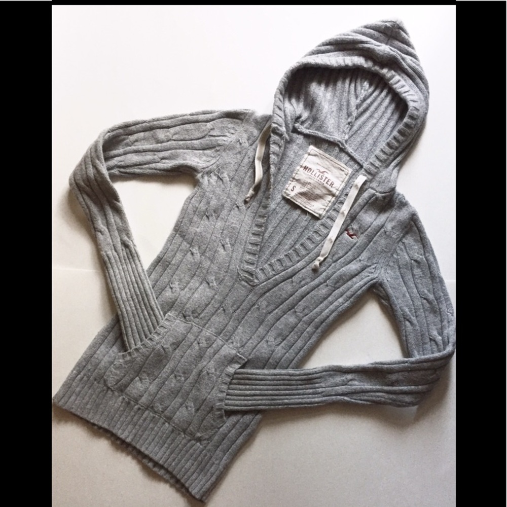 Hollister V Neck Pull Over Hooded Sweater